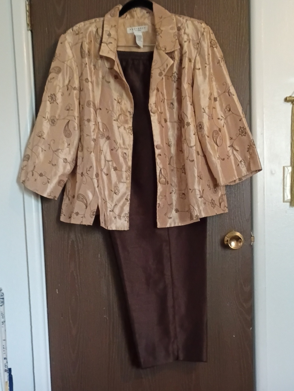 Prophecy  Dress Woman Tan & Dark Brown,  Floral Jacquard Open-Front Pantsuit